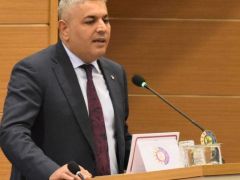 Sadıkoğlu: “Sigorta prim teşviki ve asgari ücret desteği devam etmeli”