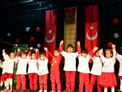 Minik Yürekler Mehmet Akif’i Andı