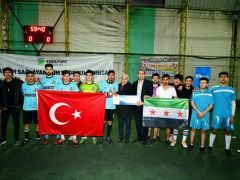 Yeşilyurt Futbol Turnuvasında Dereceye Girenlere Ödülleri Verildi