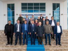 Mert,” Halkımızın Emrindeyiz”