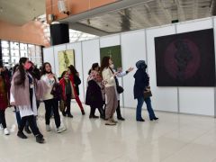Çağdaş Sanat Sergisi Sanatseverlerle Buluştu
