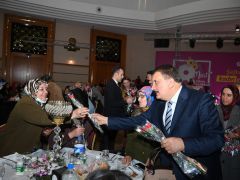 Başkan Gürkan Kadınlarla Buluştu