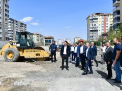 Çilesiz Mahallesinde Yol Yenileme Ve Çevre Düzenleme Çalışmaları Sürüyor