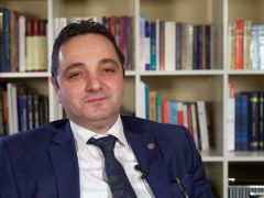 Ebeveynler Dikkat! Siber Zorbalık Gençleri Tehdit Ediyor