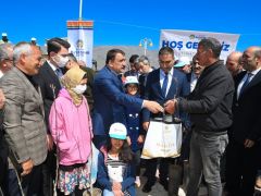 Büyükşehir Belediyesi Doğanyol’da Fidan Dağıttı