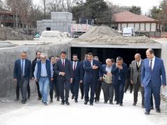 Gürkan, Millet Kütüphanesi Otoparkında İncelemelerde Bulundu