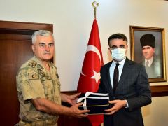 İl Jandarma Komutanı İnce’den Vali Baruş’a Veda Ziyareti