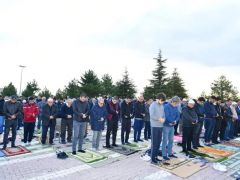 Yeşilyurt Gedik Namazgah Alanı Bayramda Doldu Taştı