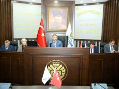 Büyükşehir Meclisi Toplandı
