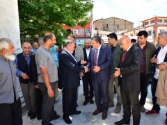 Vali Şahin Yeni Cami’de İncelemelerde Bulundu