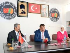 Başkan Gürkan’dan Kayısı Kent Muhtarlar Derneği’ne Ziyaret