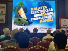 “Elektrikli ve Hibrit Araç Teknolojileri” Paneli Düzenlendi