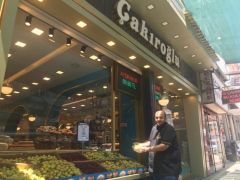 Kayısı Tezgahları Süslemeye Başladı