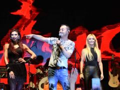 25 Kayısı Festivali Eypio ve Serdar Ortaç Konserleriyle Sona Erdi