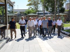 Başkan Güder Veteriner Hekimlerle İstişare Toplantısı Gerçekleştirdi