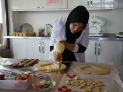 Yeşilyurt Belediyesinden Pastacılık Kursu