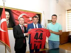 Akçadağ Spor Kulübü’nden Başkan Gürkan’a Ziyaret