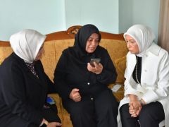 Cumhurbaşkanı Erdoğan Malatyalı Şehidin Annesi İle Görüştü