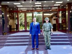 Vali Şahin Garnizon Komutanlığını Ziyaret Etti