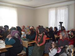 Kent Konseyi Kadın Bilinçlendirme Programlarına Devam Ediyor