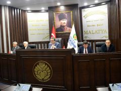 Büyükşehir Meclisi Toplandı