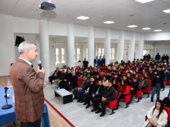 Başkan Çınar’dan Öğrencilere Önemli Tavsiyeler