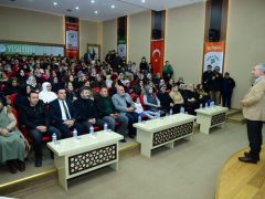 Başkan Çınar Yeşilyurt’taki Yatırımları Anlattı