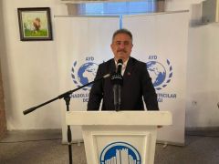 AYD’den Gazetecilere ve Depremzedelere İftar