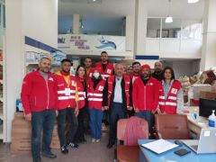 Malatya Kızılay Şubesi Deprem Anından İtibaren 24 Saat Sahada