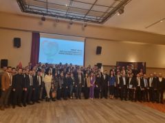 Fırat Edaş’tan Çalışanlarına Ödül