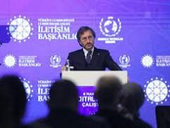 AYD Başkanı Burhan Fahrettin Altun’u Tebrik Etti