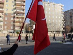 Şehitler İçin Tüm Okullarda Saygı Duruşu Yapılacak