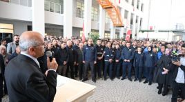 Büyükşehir Belediye Başkanı Sami Er Personelle Bayramlaştı