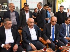 Yeni Ticaret Merkezinde Büyük Buluşma