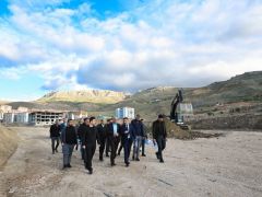 Büyükşehir Belediye Başkanı Sami Er Yol Çalışmalarını Yerinde İnceledi.