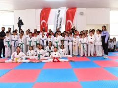 TAEKWONDO 3. DÖNEM KUŞAK SINAVI MALATYA BÜYÜKŞEHİR BELEDİYESİ EV SAHİPLİĞİNDE YAPILDI