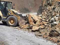KIRSAL MAHALLELERDE ULAŞIM ALTYAPISI GÜÇLENDİRİLİYOR