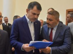 Başkan Sadıkoğlu, şehrin taleplerini Bakan Kurum’a sundu