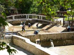 BATTALGAZİ BELEDİYESİ’NDEN ÇINAR PARK’TA TEMİZLİK ÇALIŞMASI