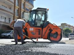 Yeşilyurt’ta Yollar Baştan Aşağı Yenileniyor! İlçede Büyük Dönüşüm