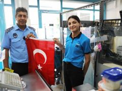 BATTALGAZİ BELEDİYESİ’NDEN BAYRAK SEFERBERLİĞİ