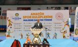 Amatör Spor Kulüplerine 10 Milyon TL Değerinde Spor Malzemesi Desteği