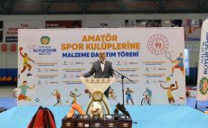 Amatör Spor Kulüplerine 10 Milyon TL Değerinde Spor Malzemesi Desteği