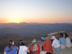 KÜLTÜRLER NEMRUT’TA BULUŞTU