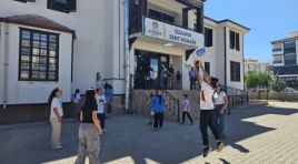 Yaz Okulu’na Katılan Öğrenciler Hem Öğreniyor Hem Eğleniyor.