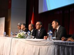 Vali Seddar Yavuz Başkanlığında Eğitim ve Öğretim Faaliyetleri, Okul Güvenliği ve Servis Hizmetleri Değerlendirme Toplantısı Gerçekleştirildi