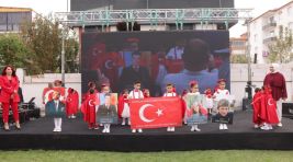 Melahat Abla Anaokulu’ndan Cumhuriyet Coşkusu: Minikler 102. Yılı Şenlikle Kutladı.