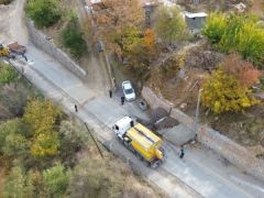 BATTALGAZİ BELEDİYESİ ÇAMURLU MAHALLESİ’NDE ASFALT YAMA ÇALIŞMASI YAPTI