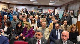 Londra’da ” Zirvedekiler” kitabı lansmanı muhteşem bir katılım ile gerçekleştirildi