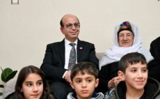 Başkan Geçit’ten Dört Kuşağın Bir Arada Yaşadığı Aileye Ziyaret!